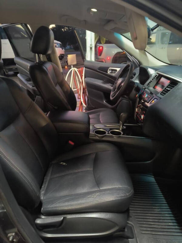 2014 Nissan Pathfinder S