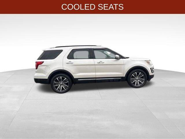 2017 Ford Explorer Platinum