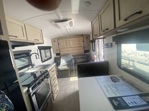 2025 Flagstaff E-PRO 19FD