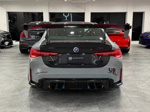2023 BMW M4 CSL