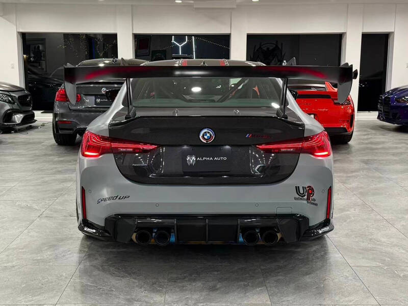 2023 BMW M4 CSL