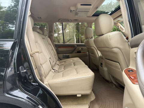 2003 Lexus LX 470