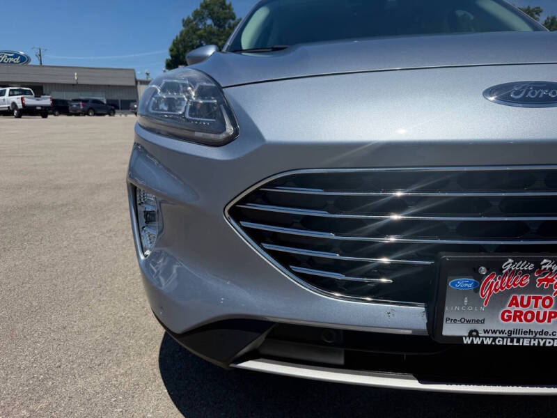2022 Ford Escape Titanium