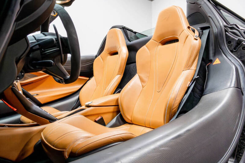 2019 McLaren 720S Spider Luxury