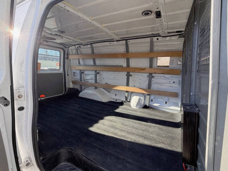 2011 Ford E-Series E-250