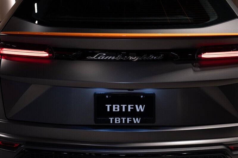 2022 Lamborghini Urus