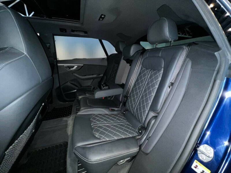 2022 Audi SQ8 4.0T quattro Prestige