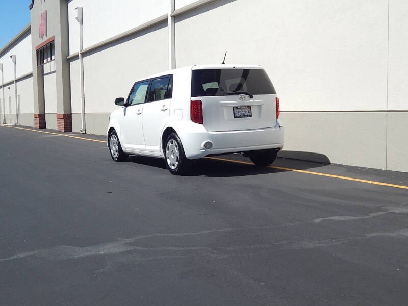 2008 Scion xB