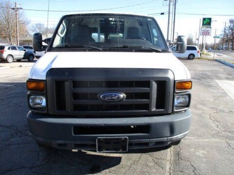 2010 Ford E-Series E-350 SD