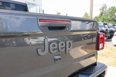 2021 Jeep Gladiator Sport