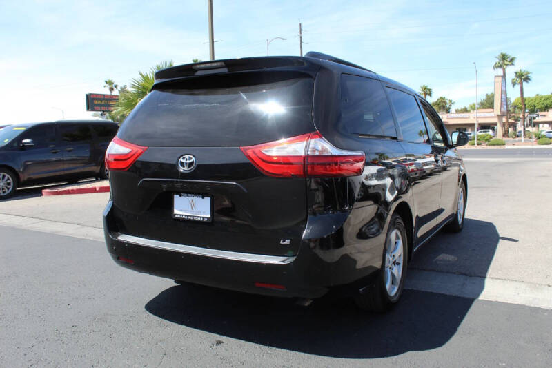 2015 Toyota Sienna