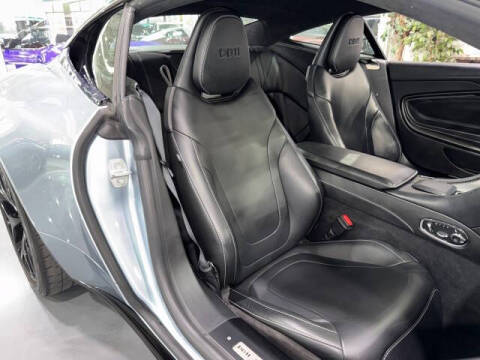 2019 Aston Martin DB11 V8