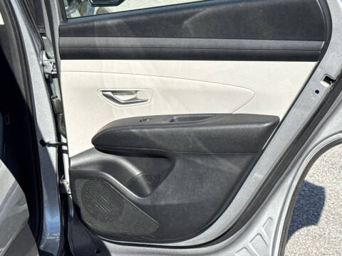 2025 Hyundai Tucson SE