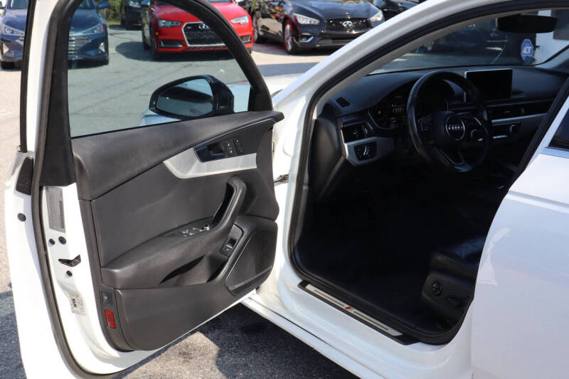 2017 Audi A4 2.0T quattro Premium Plus