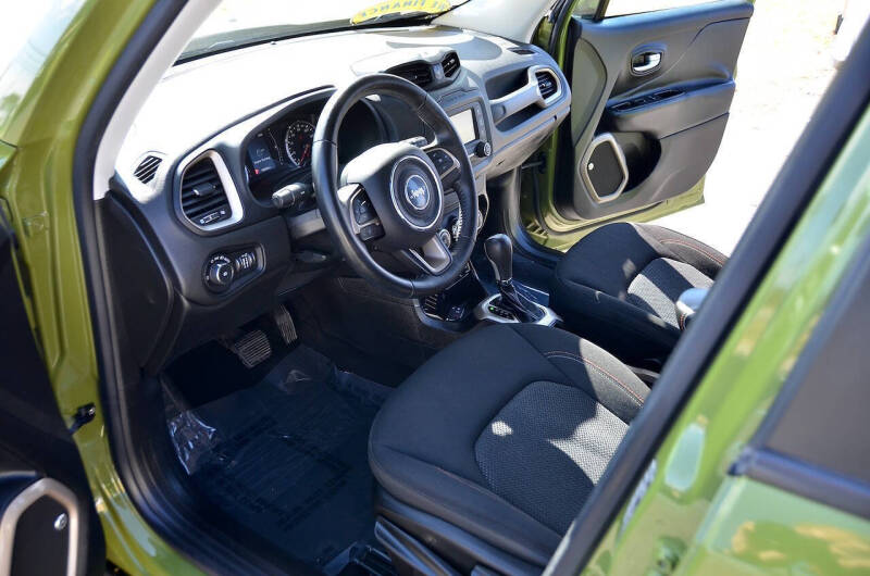 2016 Jeep Renegade Latitude 75th Anniversary
