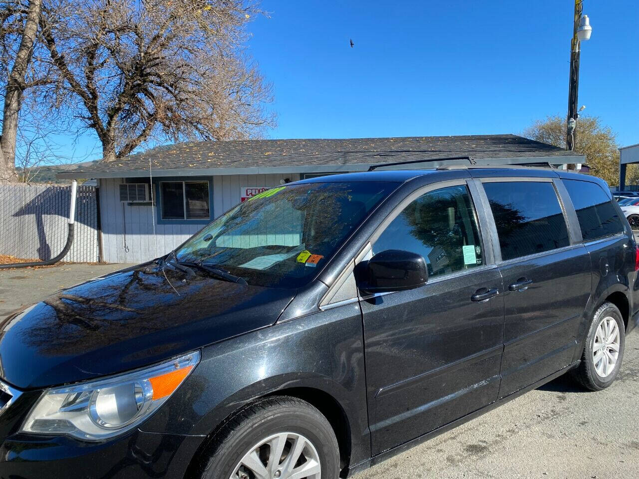 2014 volkswagen routan for clearance sale