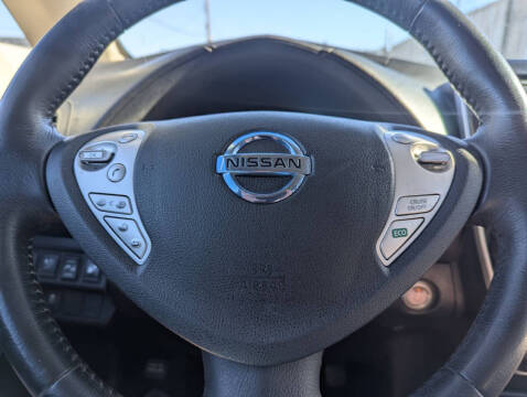 2016 Nissan LEAF