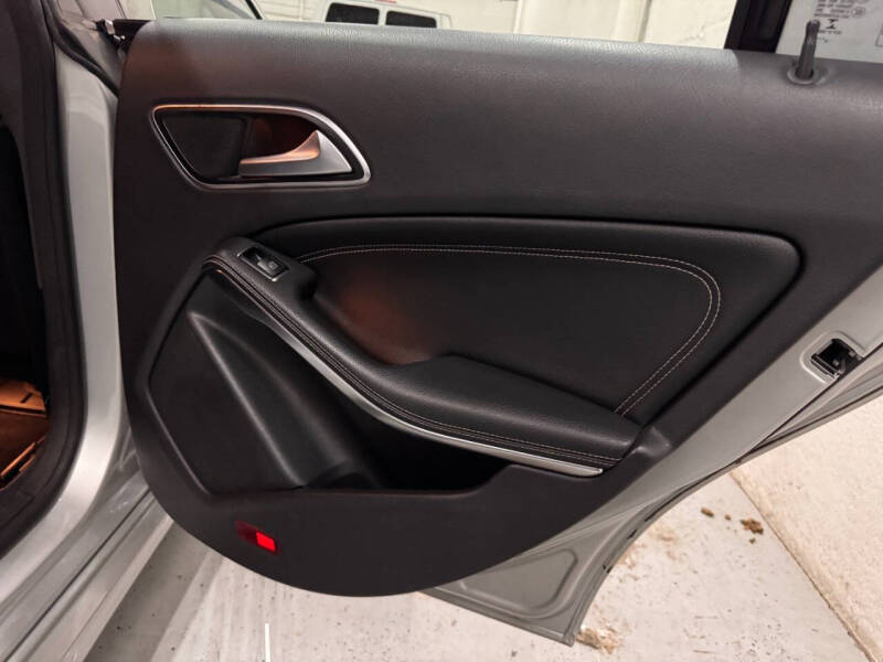 2015 Mercedes-Benz CLA CLA 250