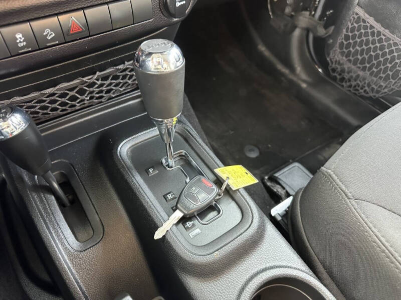 2015 Jeep Wrangler Sport