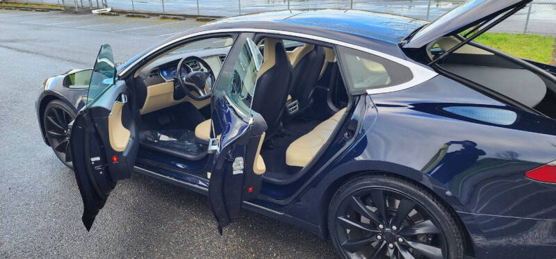 2013 Tesla Model S