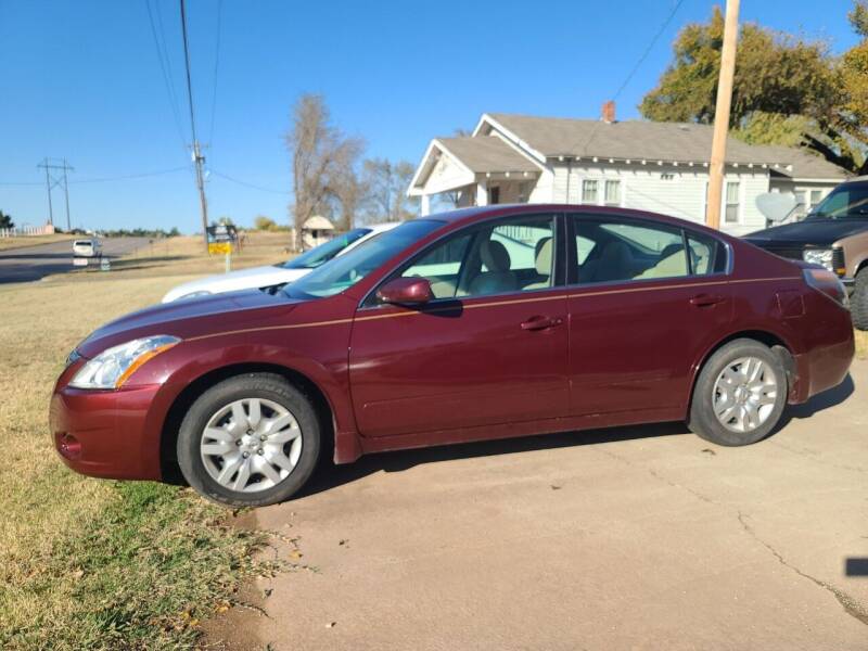 2012 Nissan Altima for sale at GILLIAM AUTO SALES in Guthrie OK