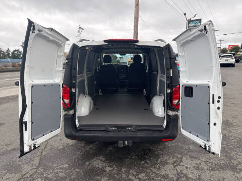 2017 Mercedes-Benz Metris Cargo