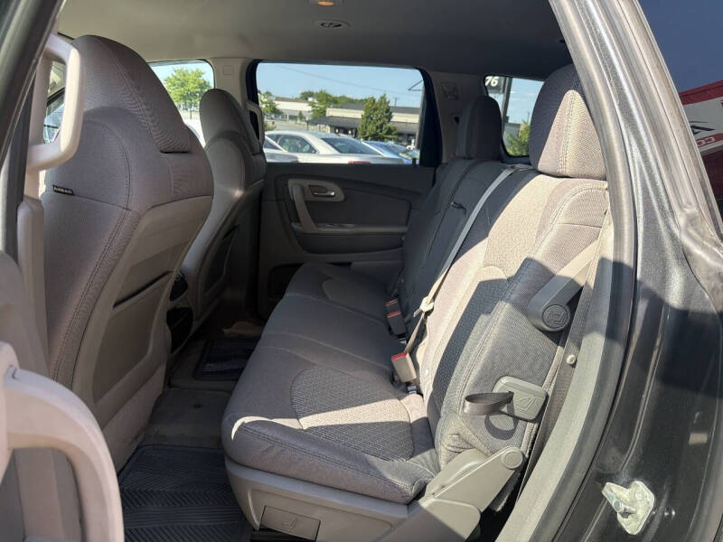 2012 Chevrolet Traverse LS