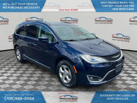 2017 Chrysler Pacifica Touring-L Plus