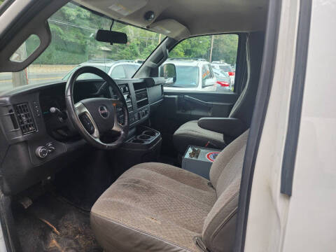 2016 GMC Savana 3500