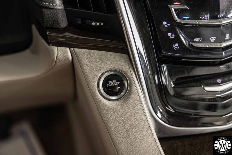 2018 Cadillac Escalade ESV Luxury