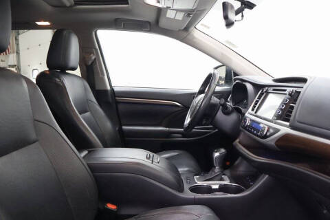 2016 Toyota Highlander