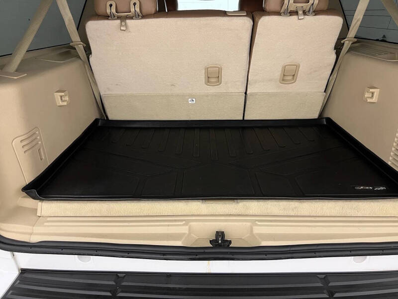 2017 Ford Expedition EL XLT