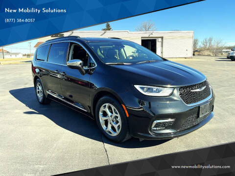 2022 Chrysler Pacifica for sale at New Mobility Solutions in Jackson MI