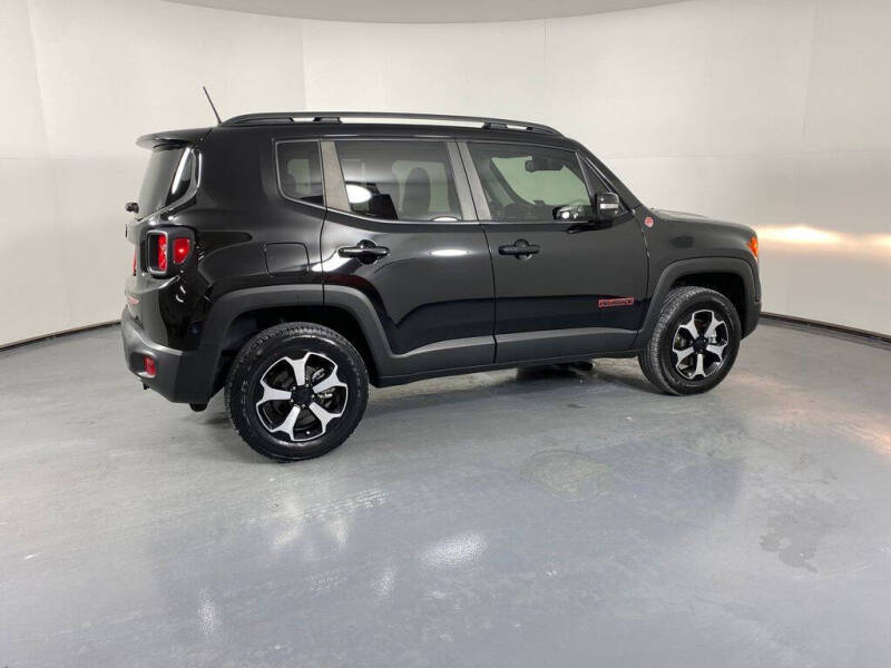 2022 Jeep Renegade Trailhawk