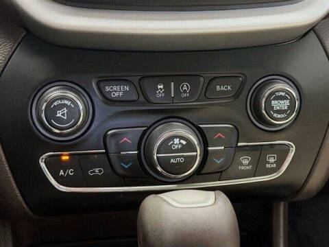 2017 Jeep Cherokee Overland