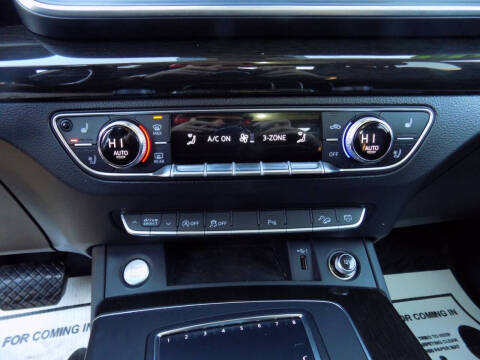 2018 Audi Q5 2.0T quattro Premium Plus