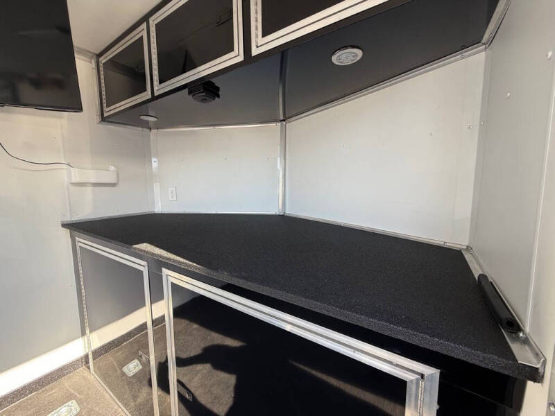 2023 Continental Cargo VHW714TA2