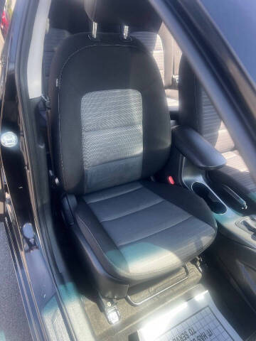 2016 Kia Forte5 LX