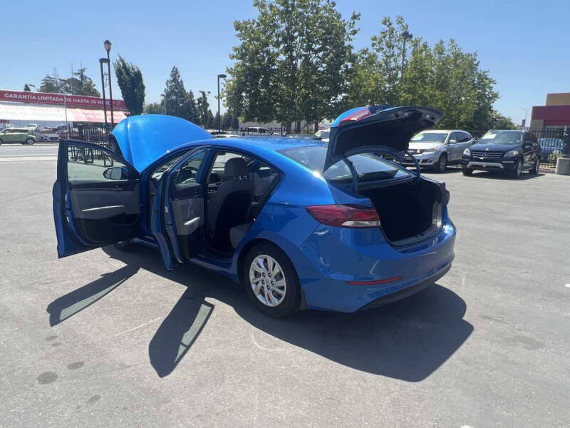 2018 Hyundai Elantra