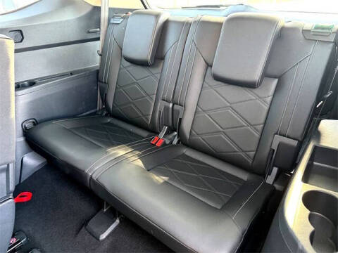 2025 Volkswagen Atlas SE