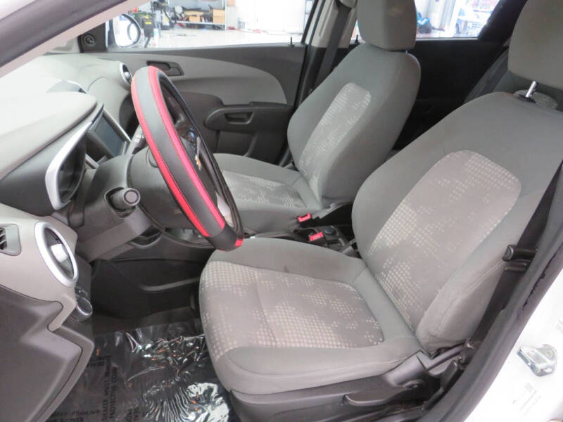 2017 Chevrolet Sonic LT Auto Fleet