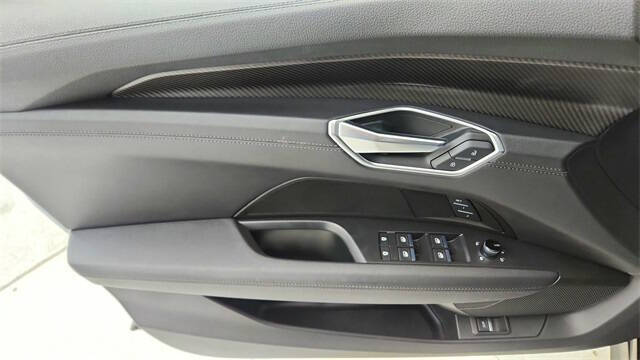 2022 Audi e-tron GT quattro Premium Plus