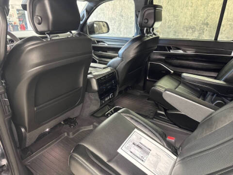 2023 Jeep Wagoneer L Series III