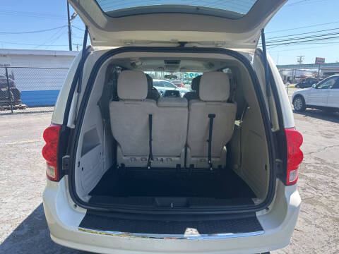 2012 Dodge Grand Caravan American Value Package