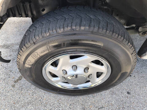 2011 Ford E-Series E-250