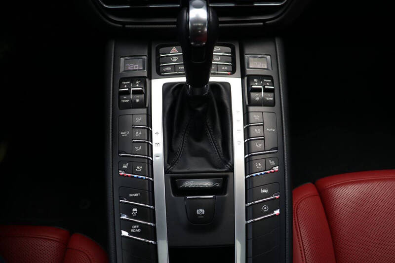2020 Porsche Macan