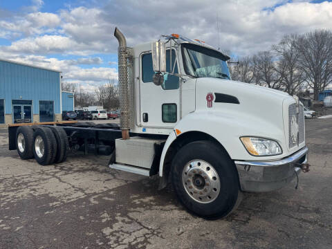 2008 Kenworth T300