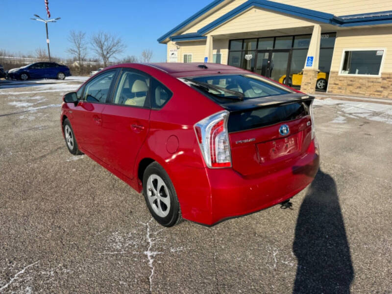 2012 Toyota Prius Two photo 7