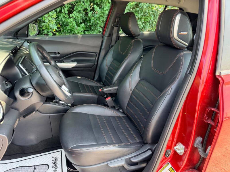 2020 Nissan Kicks SR