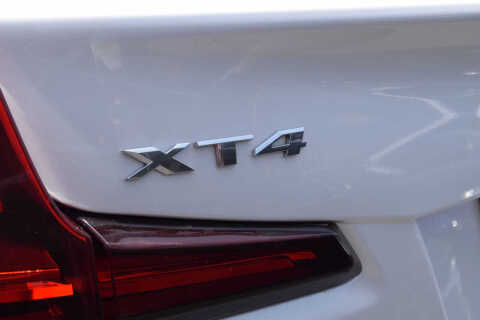2022 Cadillac XT4 Luxury